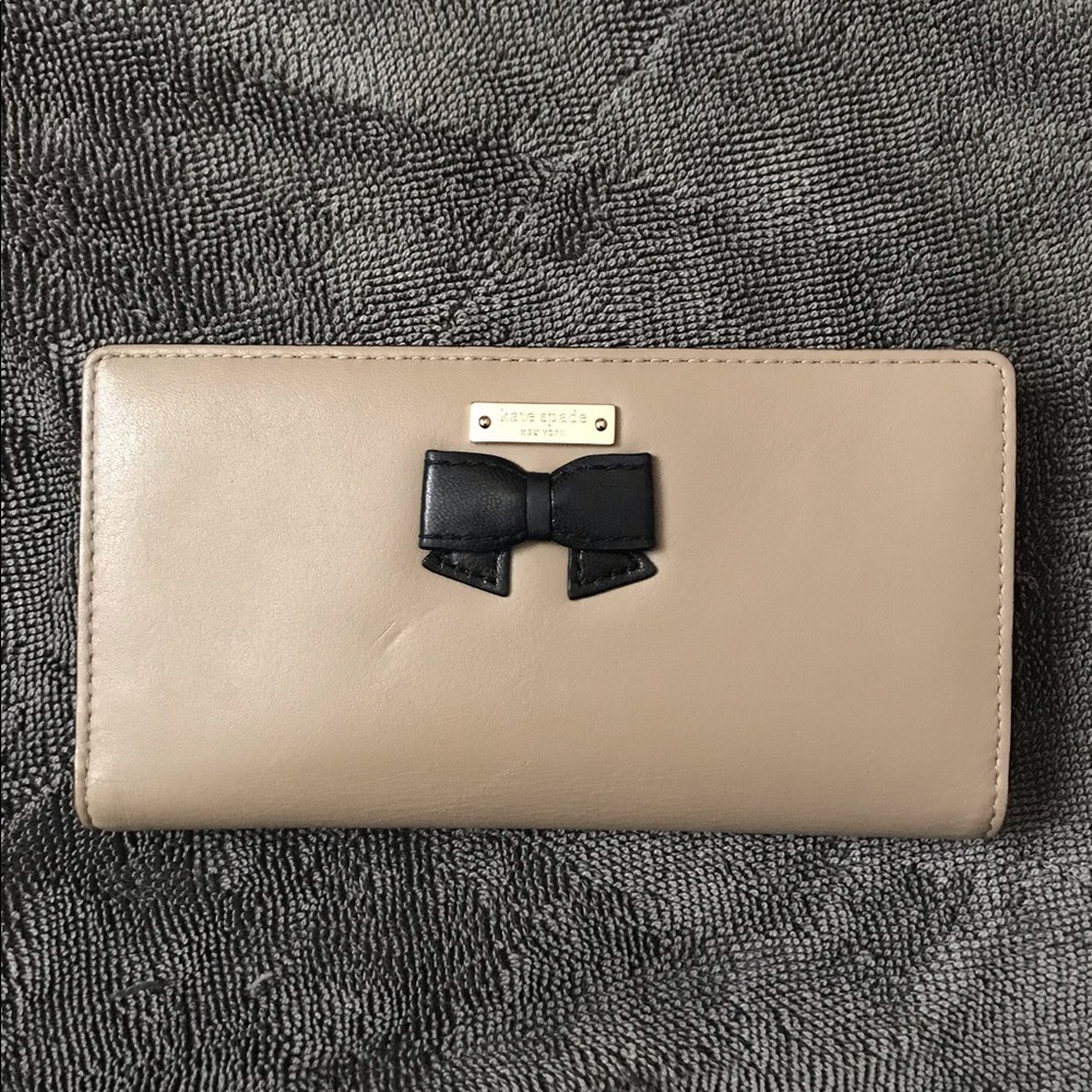Kate Spade New York Leather Wallet
